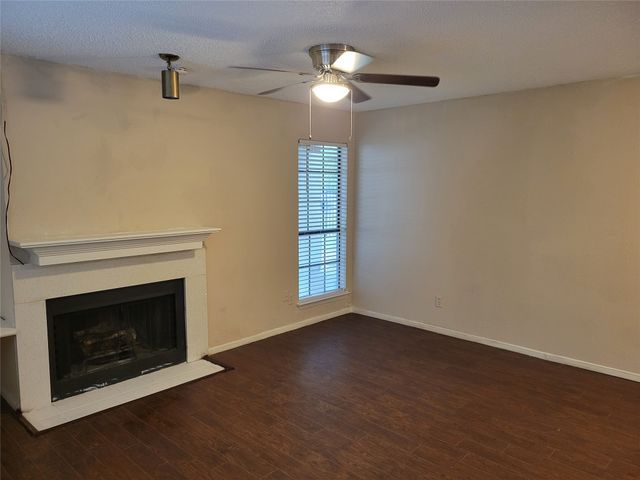 9601 Walnut Street 5103, Dallas, TX 75243