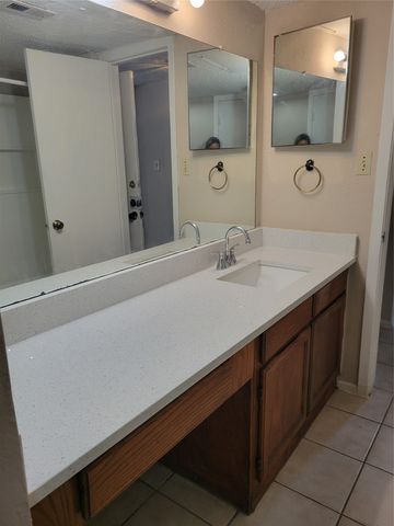 9601 Walnut Street 5103, Dallas, TX 75243