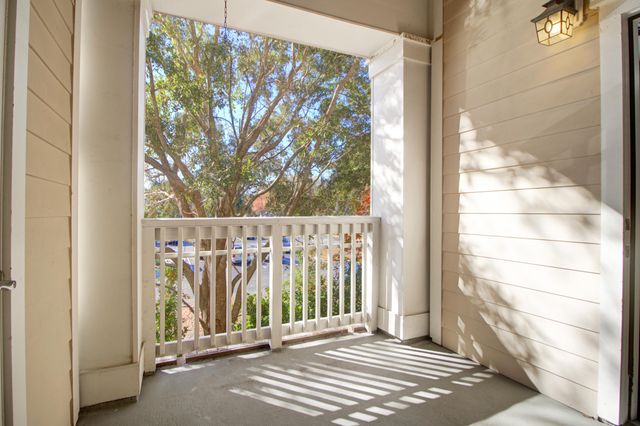 2244 Ashley Crossing Drive 1213, Charleston, SC 29414