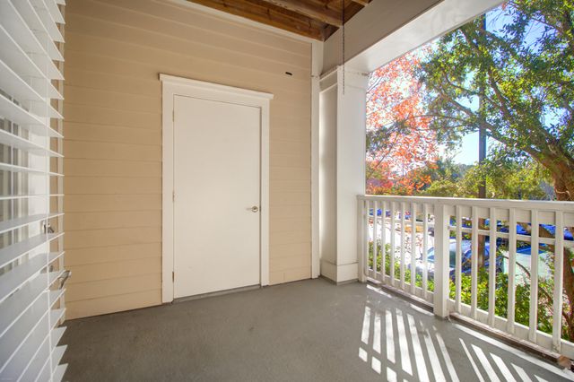 2244 Ashley Crossing Drive 1213, Charleston, SC 29414