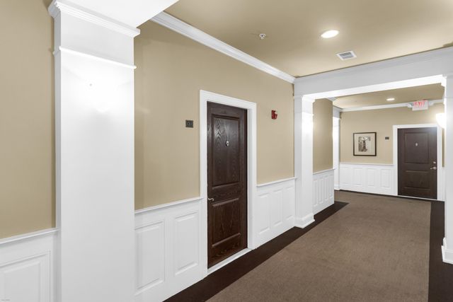 2244 Ashley Crossing Drive 1213, Charleston, SC 29414