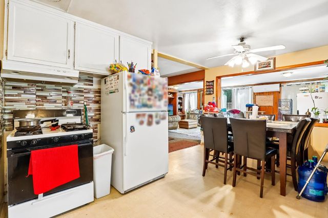 871 Greenwood Ave, West Sacramento, CA 95605