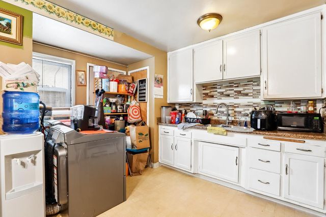 871 Greenwood Ave, West Sacramento, CA 95605