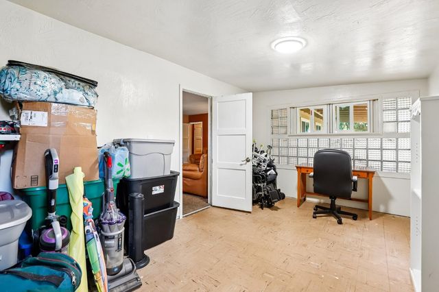 871 Greenwood Ave, West Sacramento, CA 95605