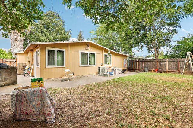 871 Greenwood Ave, West Sacramento, CA 95605