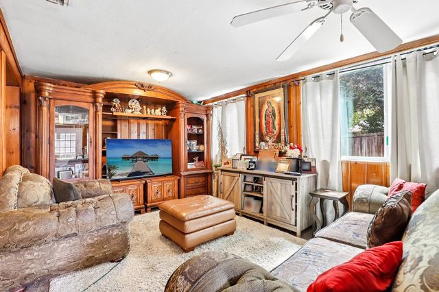 871 Greenwood Ave, West Sacramento, CA 95605