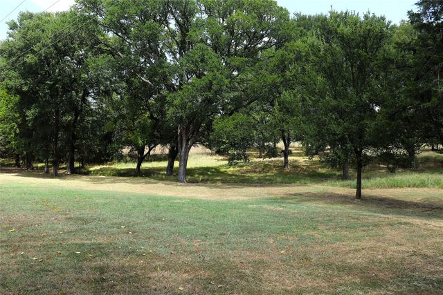 2137 State Highway 69 S, Greenville, TX 75402