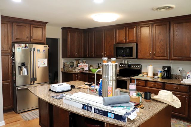 2137 State Highway 69 S, Greenville, TX 75402