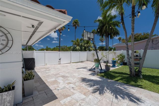 20235 Highland Lakes Boulevard, Miami, FL 33179