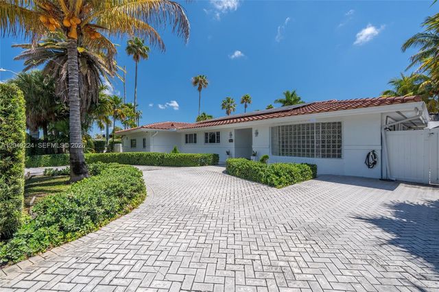 20235 Highland Lakes Boulevard, Miami, FL 33179