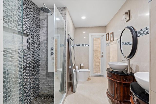 20235 Highland Lakes Boulevard, Miami, FL 33179