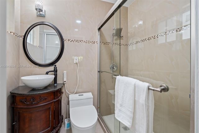20235 Highland Lakes Boulevard, Miami, FL 33179