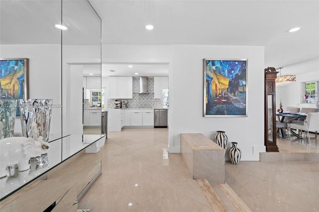 20235 Highland Lakes Boulevard, Miami, FL 33179