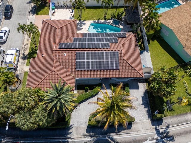 20235 Highland Lakes Boulevard, Miami, FL 33179