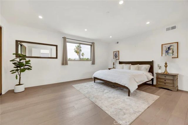 941 E California Boulevard 1, Pasadena, CA 91106