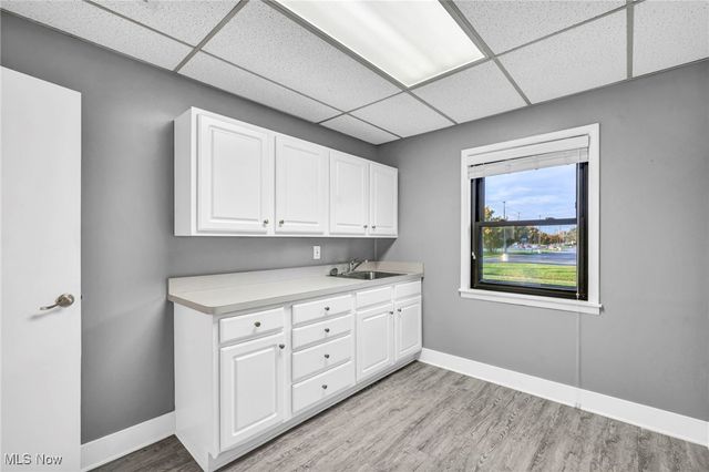 12563 Pearl Road, Strongsville, OH 44136