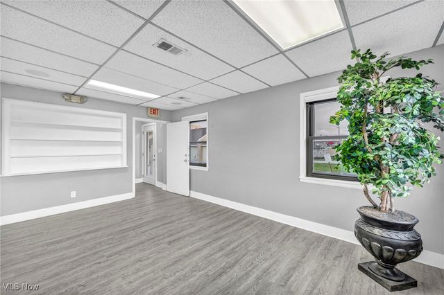 12563 Pearl Road, Strongsville, OH 44136