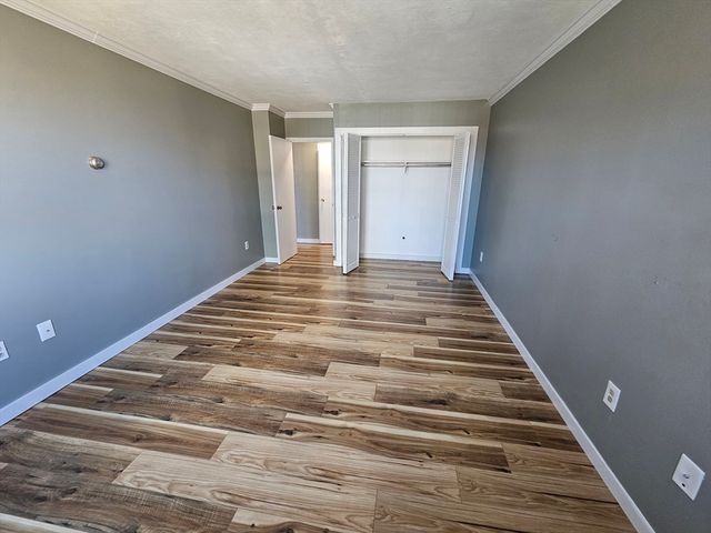 6 Whittier Place 10J, Boston, MA 02114