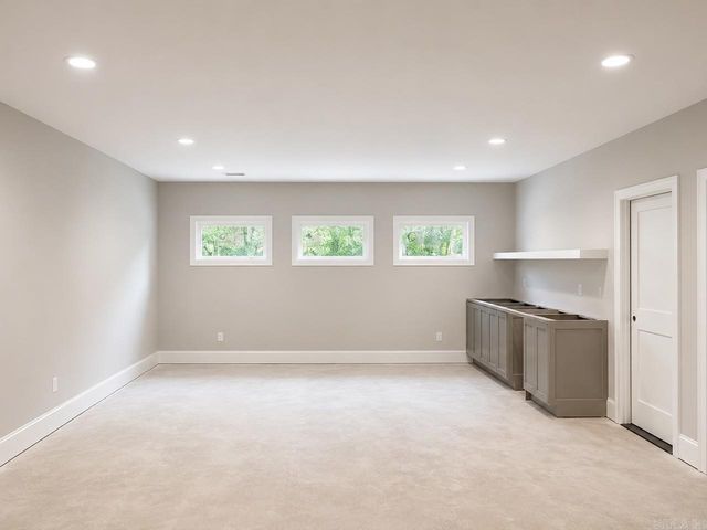 67 Miramont Circle, Little Rock, AR 72223