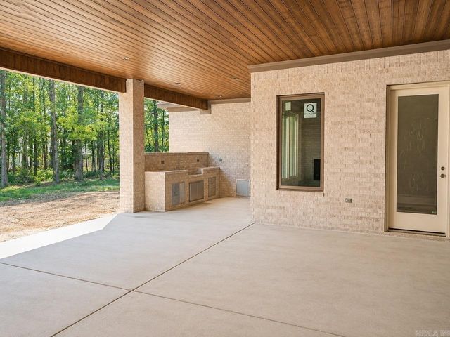 67 Miramont Circle, Little Rock, AR 72223