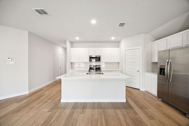 383 Rockstream Drive, Lavon, TX 75166