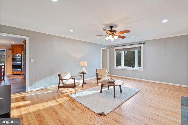 2117 POT SPRING RD, Lutherville Timonium, MD 21093