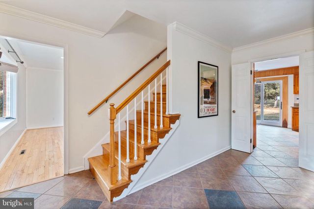 2117 POT SPRING RD, Lutherville Timonium, MD 21093