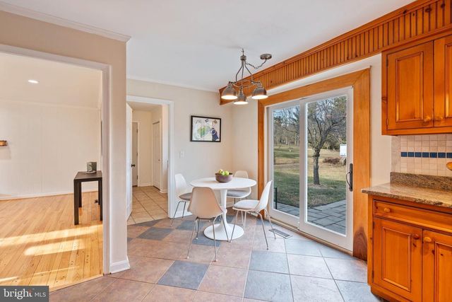 2117 POT SPRING RD, Lutherville Timonium, MD 21093