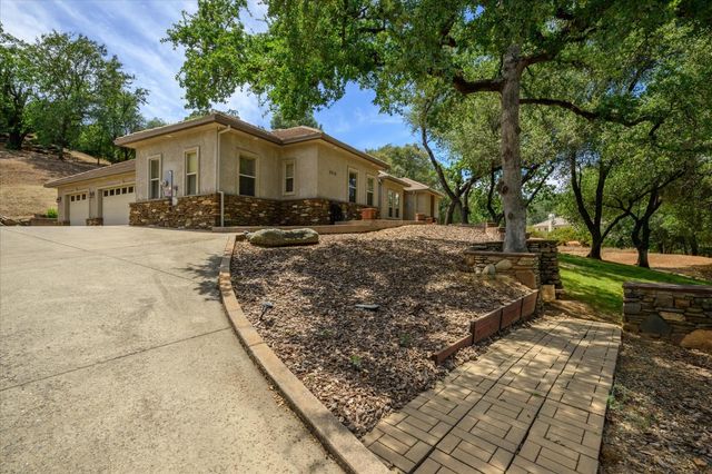 2310 Fieldstone Dr, Placerville, CA 95667