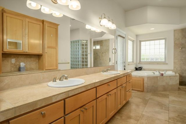 2310 Fieldstone Dr, Placerville, CA 95667