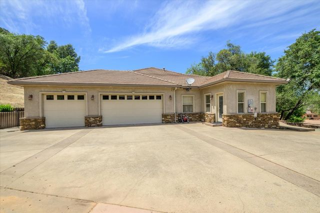 2310 Fieldstone Dr, Placerville, CA 95667