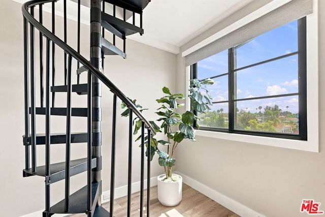 1348 S Burnside Avenue, Los Angeles, CA 90019