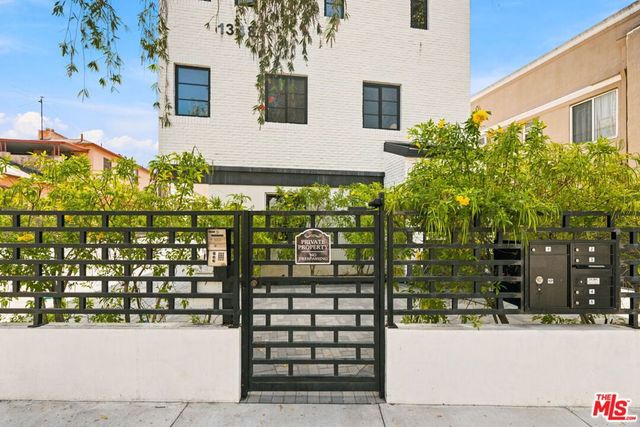 1348 S Burnside Avenue, Los Angeles, CA 90019