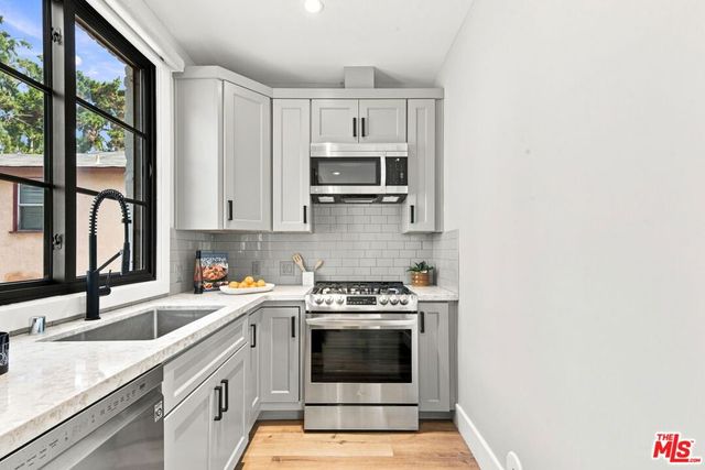 1348 S Burnside Avenue, Los Angeles, CA 90019