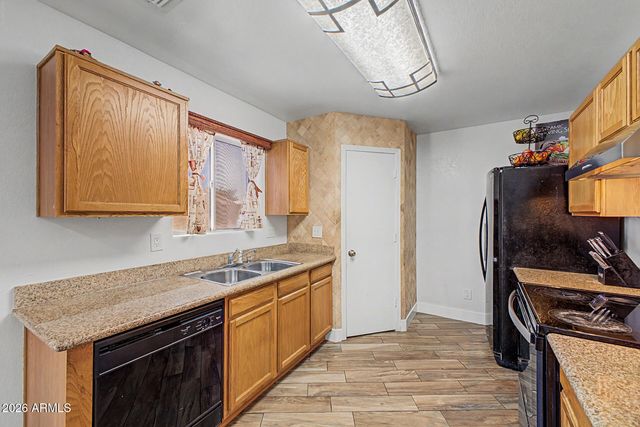 7395 W RANCHO Drive, Glendale, AZ 85303