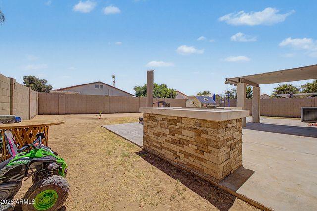 7395 W RANCHO Drive, Glendale, AZ 85303