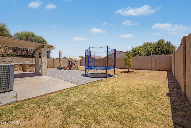 7395 W RANCHO Drive, Glendale, AZ 85303