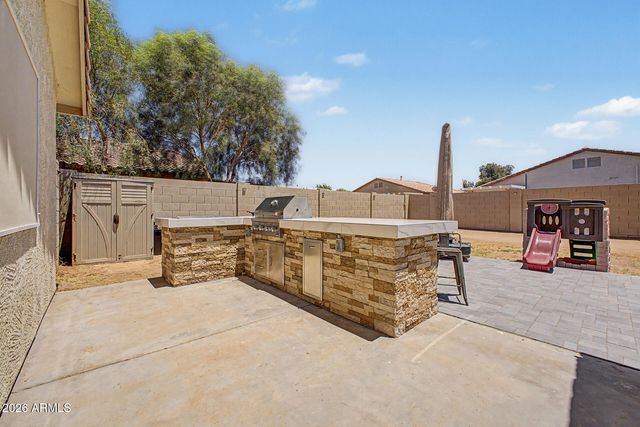7395 W RANCHO Drive, Glendale, AZ 85303