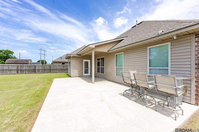 4602 Sugar Hollow Ln, Addis, LA 70710