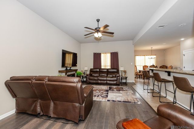 4602 Sugar Hollow Ln, Addis, LA 70710