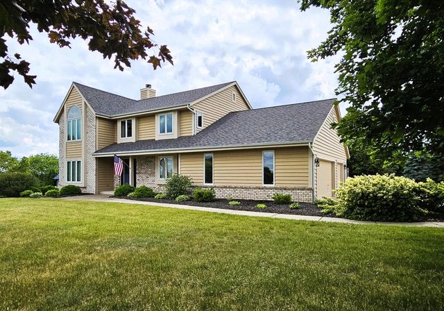 W291S6773 East Woods COURT, Mukwonago, WI 53149