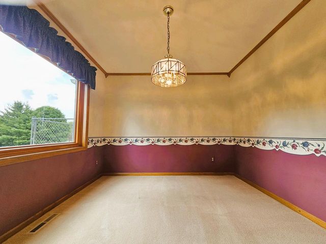 W291S6773 East Woods COURT, Mukwonago, WI 53149