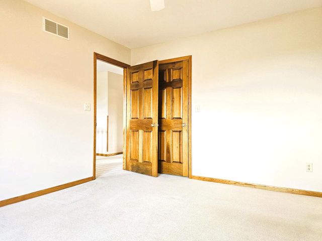 W291S6773 East Woods COURT, Mukwonago, WI 53149