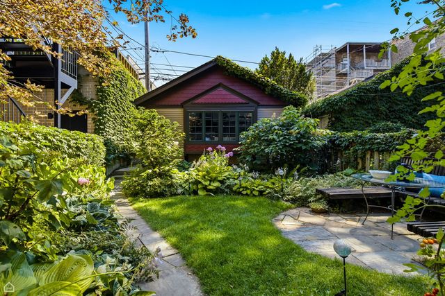 1427 W Huron Street, Chicago, IL 60642