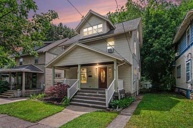 47 Carlton Avenue Se, City Of Grand Rapids, MI 49506