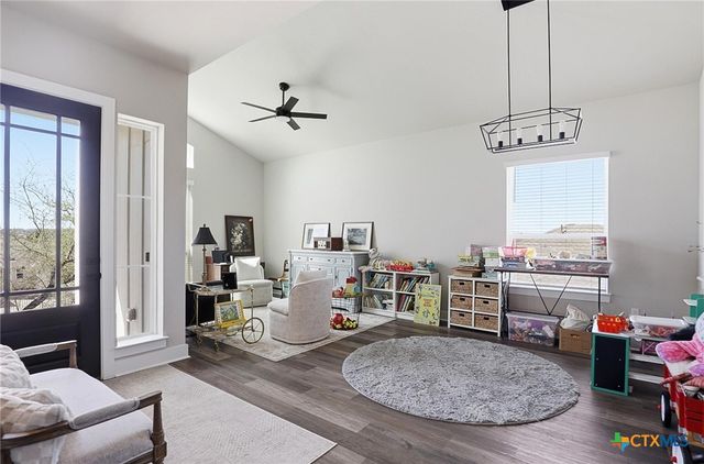 21100 Niagara Cove, Lago Vista, TX 78645