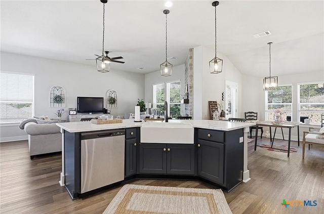 21100 Niagara Cove, Lago Vista, TX 78645