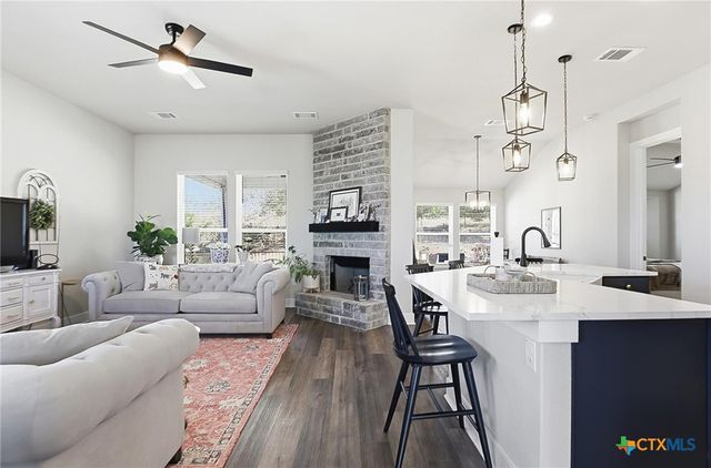 21100 Niagara Cove, Lago Vista, TX 78645