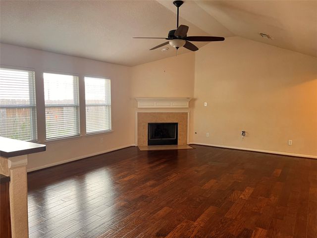 174 Fairwind Trail Drive, The Woodlands, TX 77385