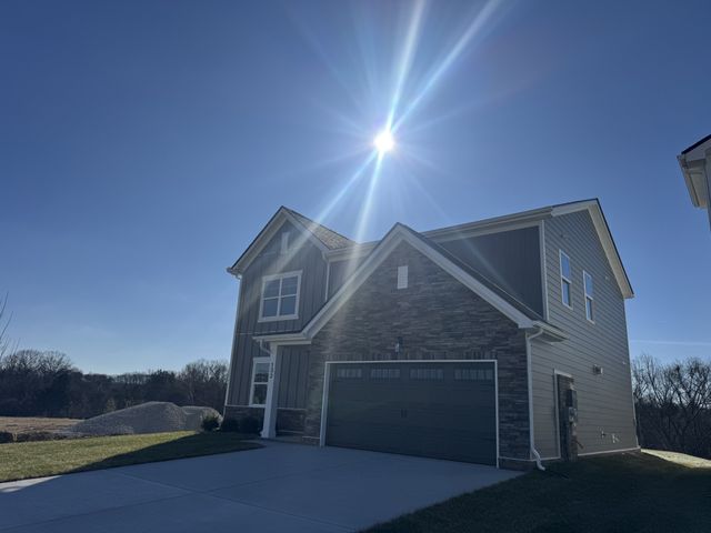 132 Dahlia Dr, La Vergne, TN 37086